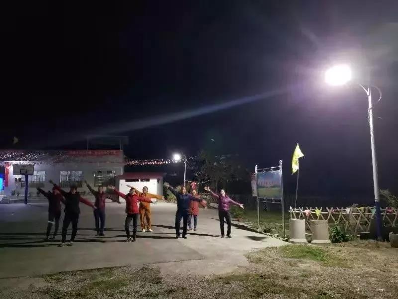 照亮農(nóng)村幸福路！源碼攜手建設(shè)柳州“村屯光亮工程
